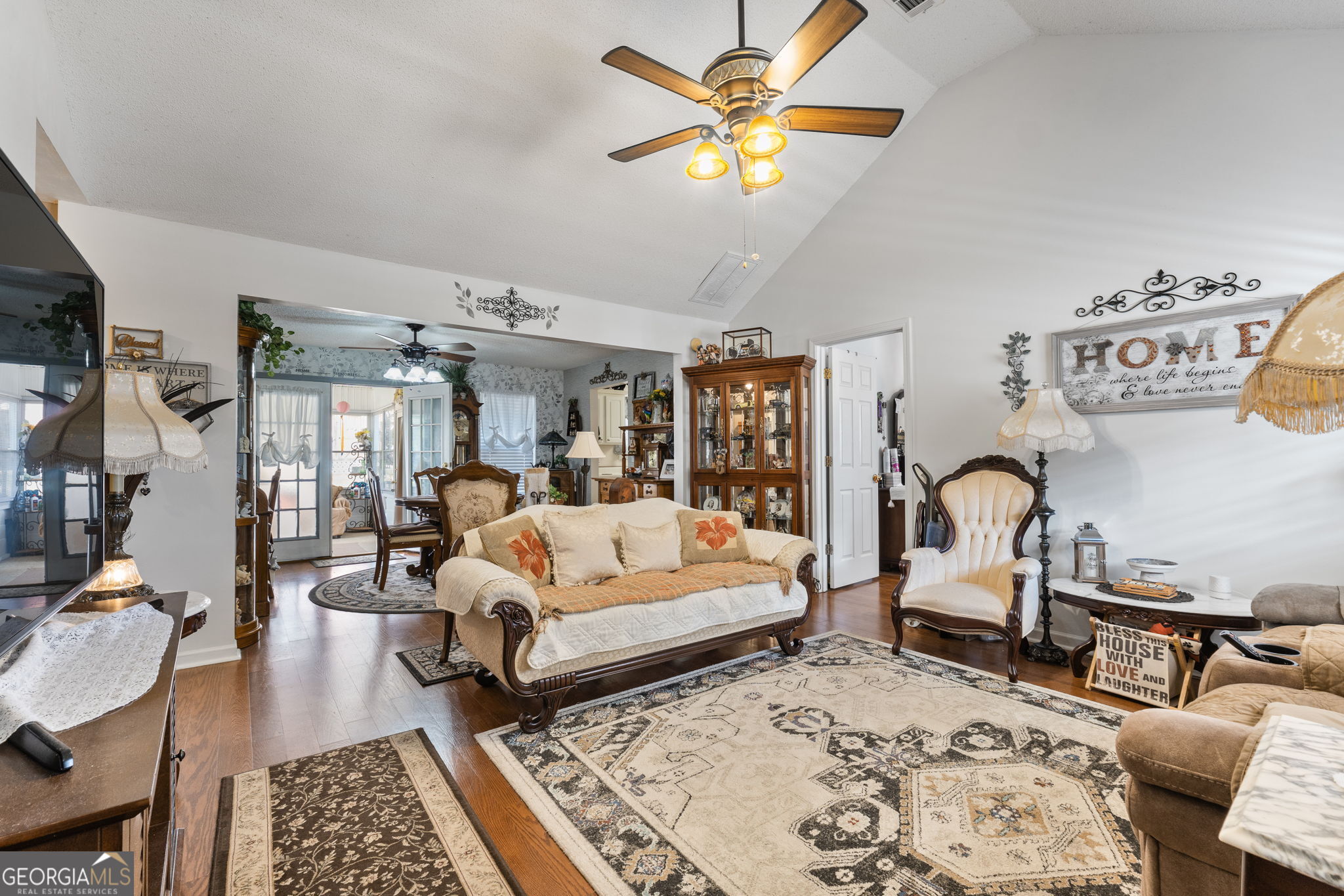291 Regal Road Jackson, GA 30233 - Photo 2 of 35 a living room with furniture and a rug