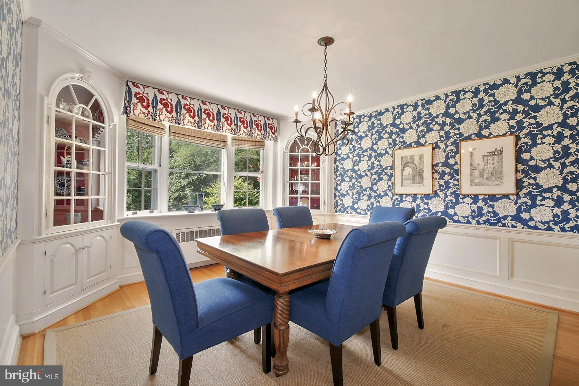 100 Warrenton Drive Silver Spring, MD 20904 - Photo 7 of 36 Dining room with bay window