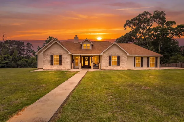 $400,000 | 407 North Pecan Street, Woodville, TX 75979