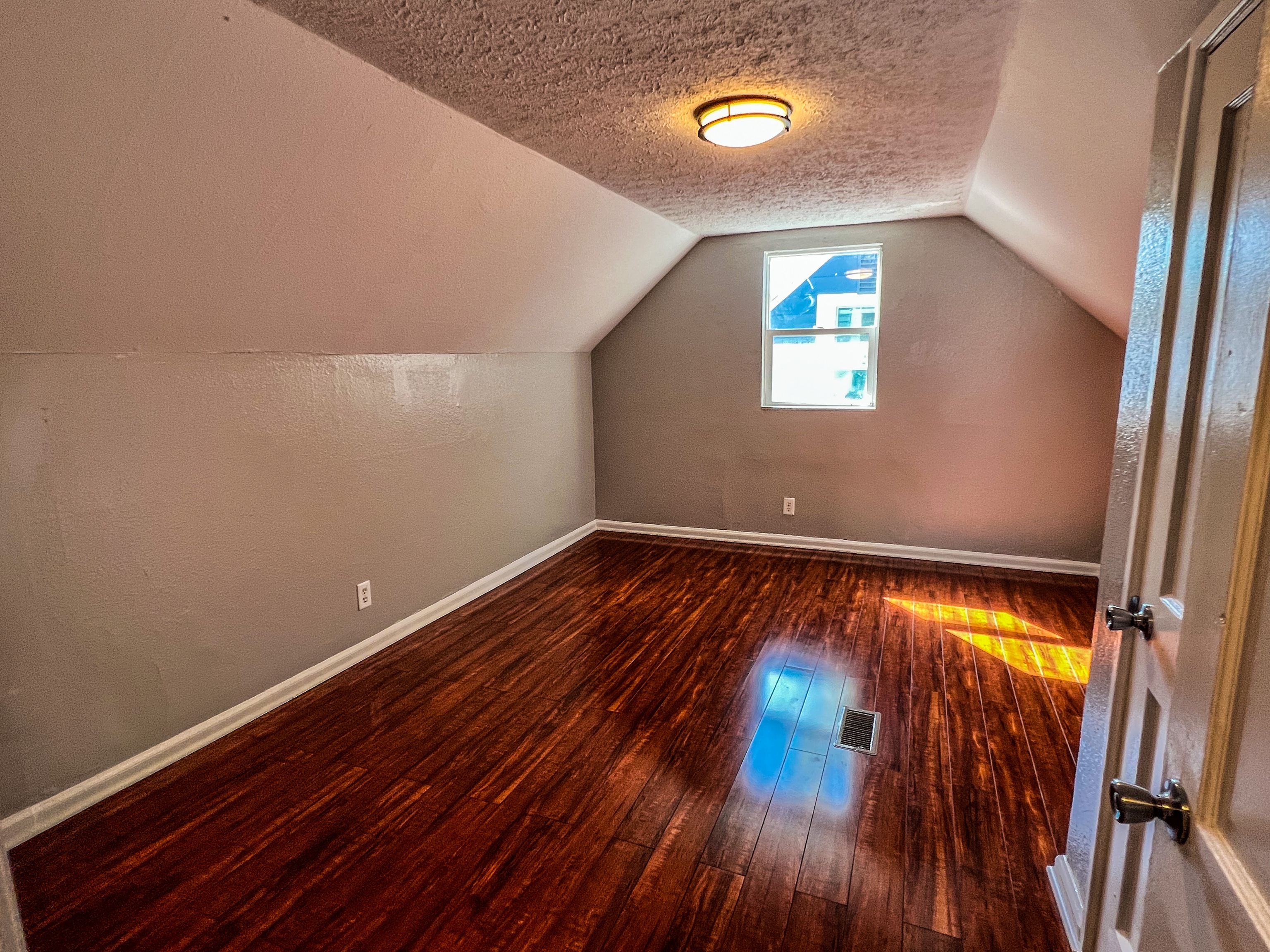 4510 Ralston Avenue Indianapolis, IN 46205 - Photo 14 of 21 Gallery Image 14