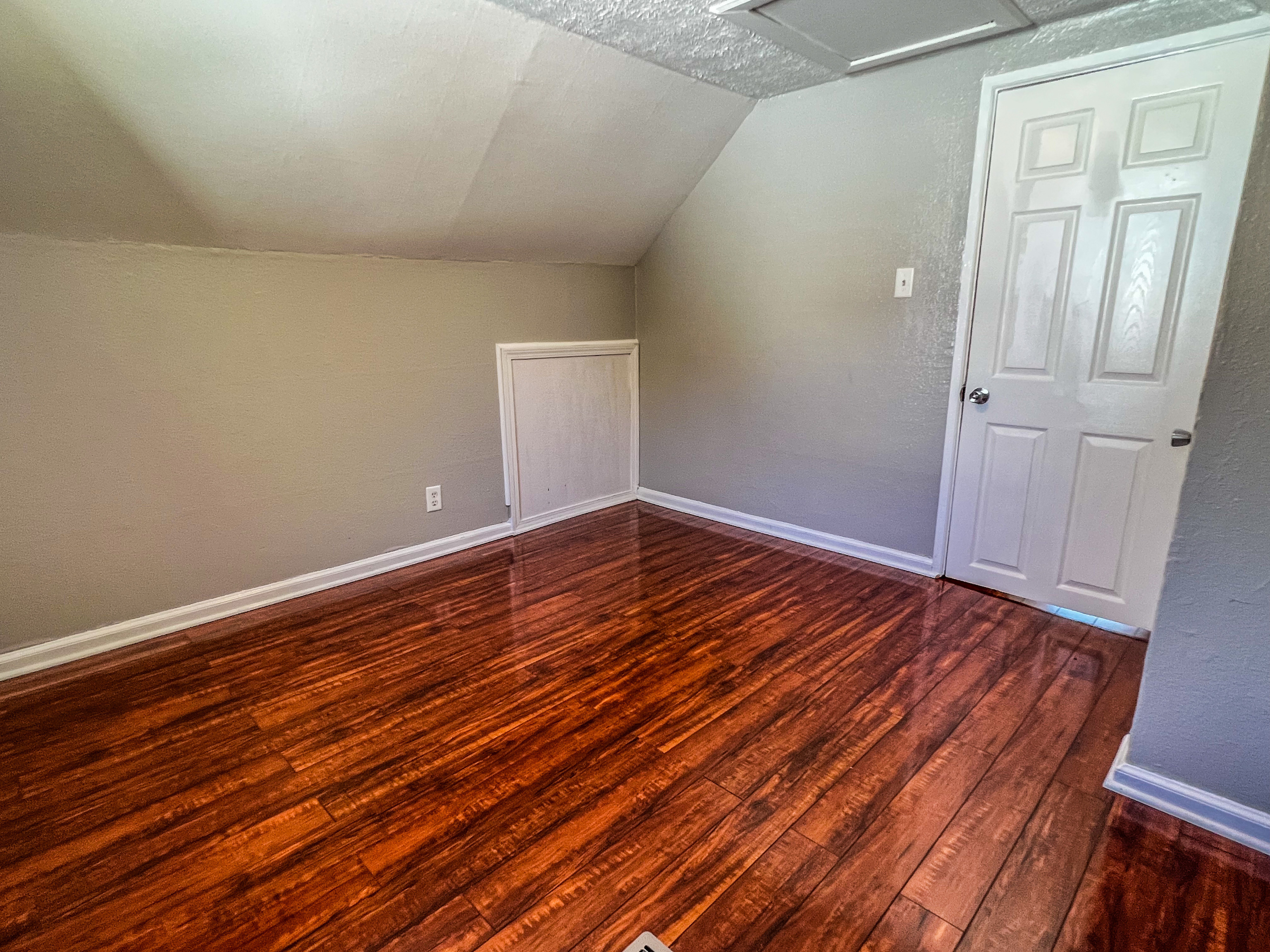 4510 Ralston Avenue Indianapolis, IN 46205 - Photo 16 of 21 Gallery Image 16