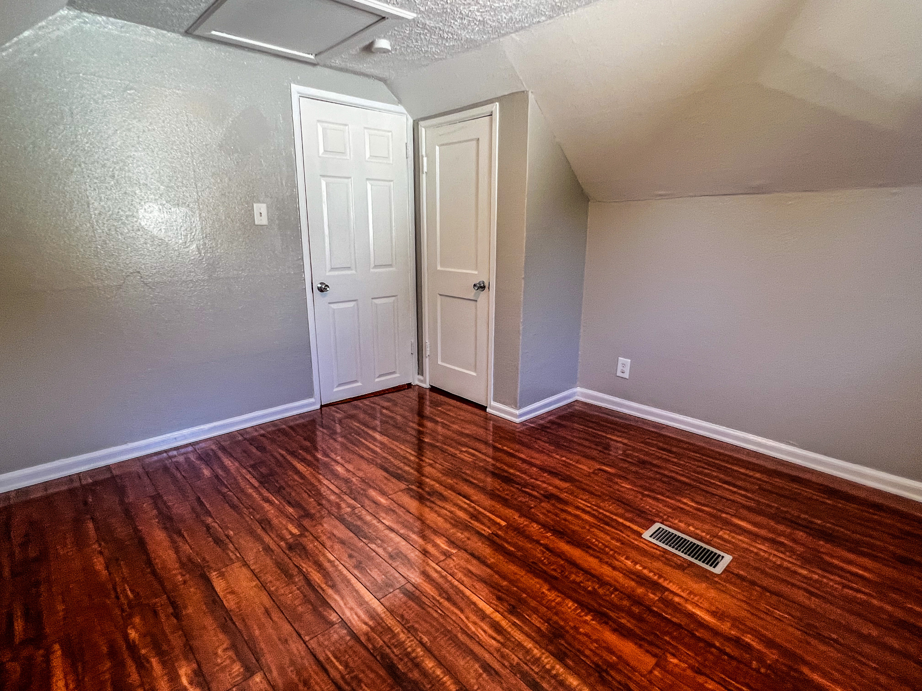 4510 Ralston Avenue Indianapolis, IN 46205 - Photo 17 of 21 Gallery Image 17