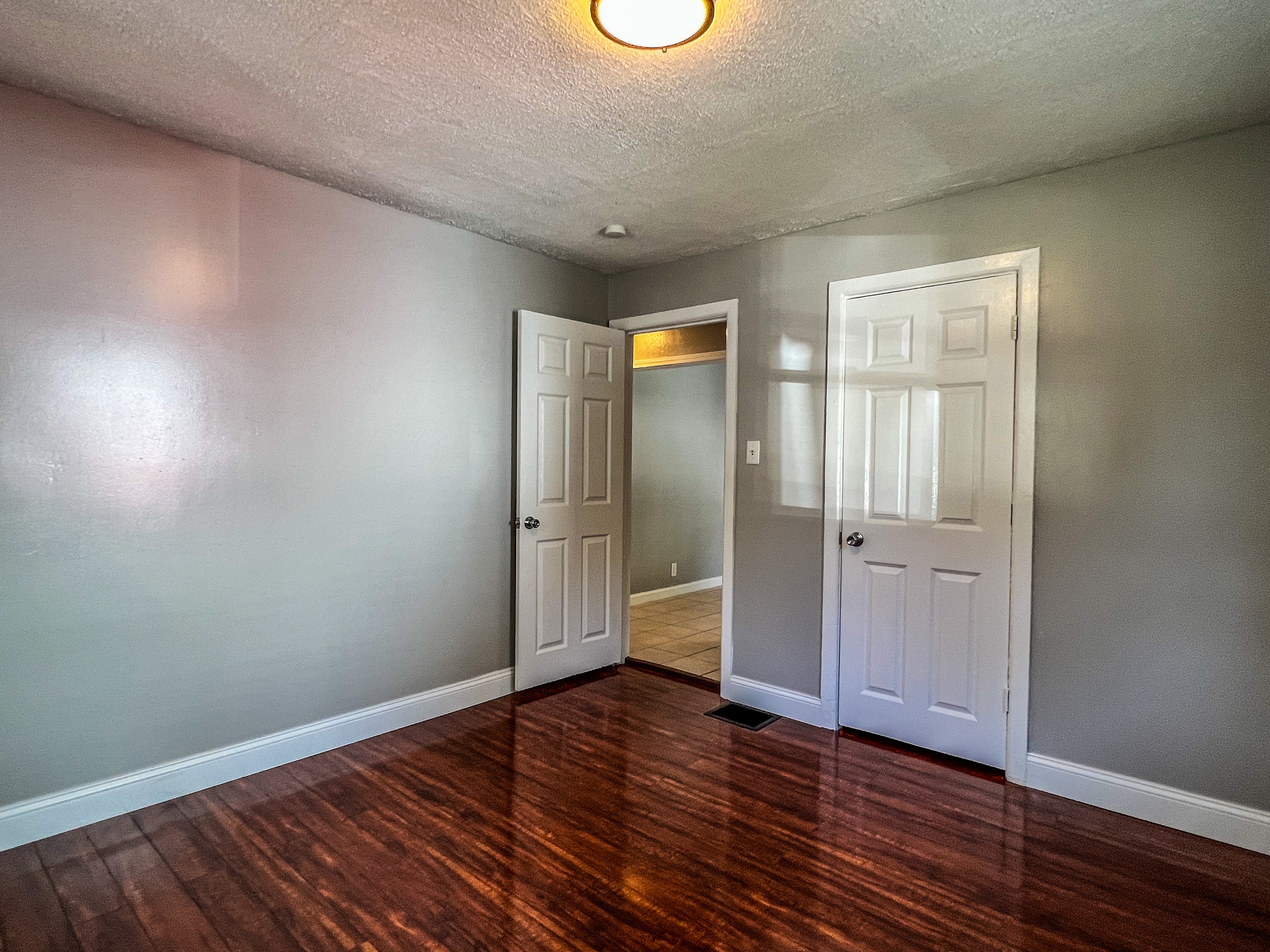 4510 Ralston Avenue Indianapolis, IN 46205 - Photo 6 of 21 Gallery Image 6
