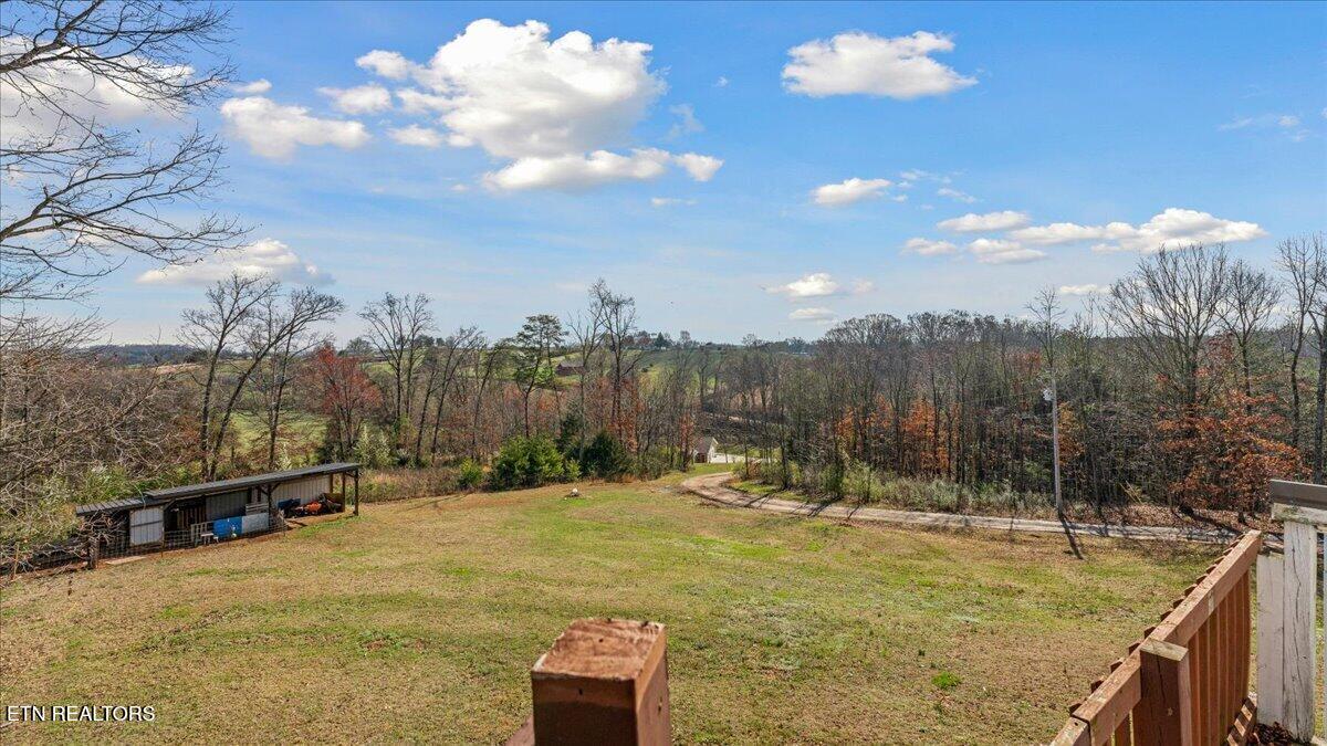 966 Chestnut Grove Road Dandridge, TN 37725 - Photo 27 of 38 26-Exterior