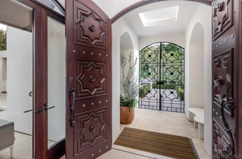 $9,985,000 | 7970 Roseland Drive, La Jolla, CA 92037