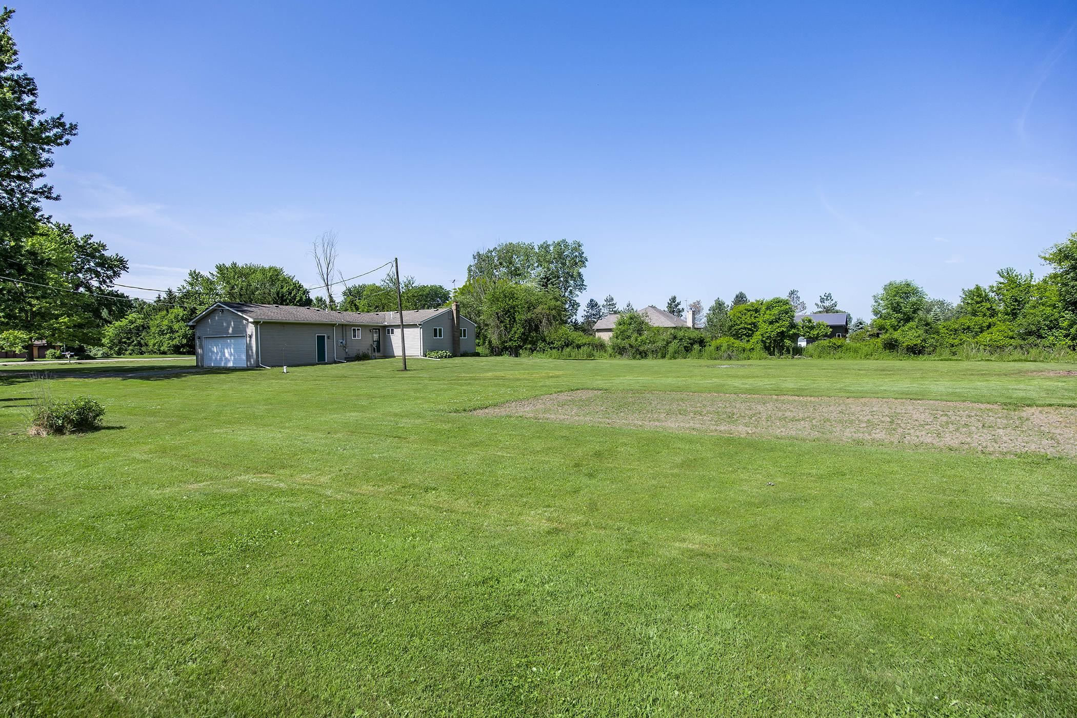 19211 31 Mile Road Ray, MI 48096 - Photo 28 of 41 50179084-4b3637d3-d570-4129-9c05-1c2298531f00.JPG