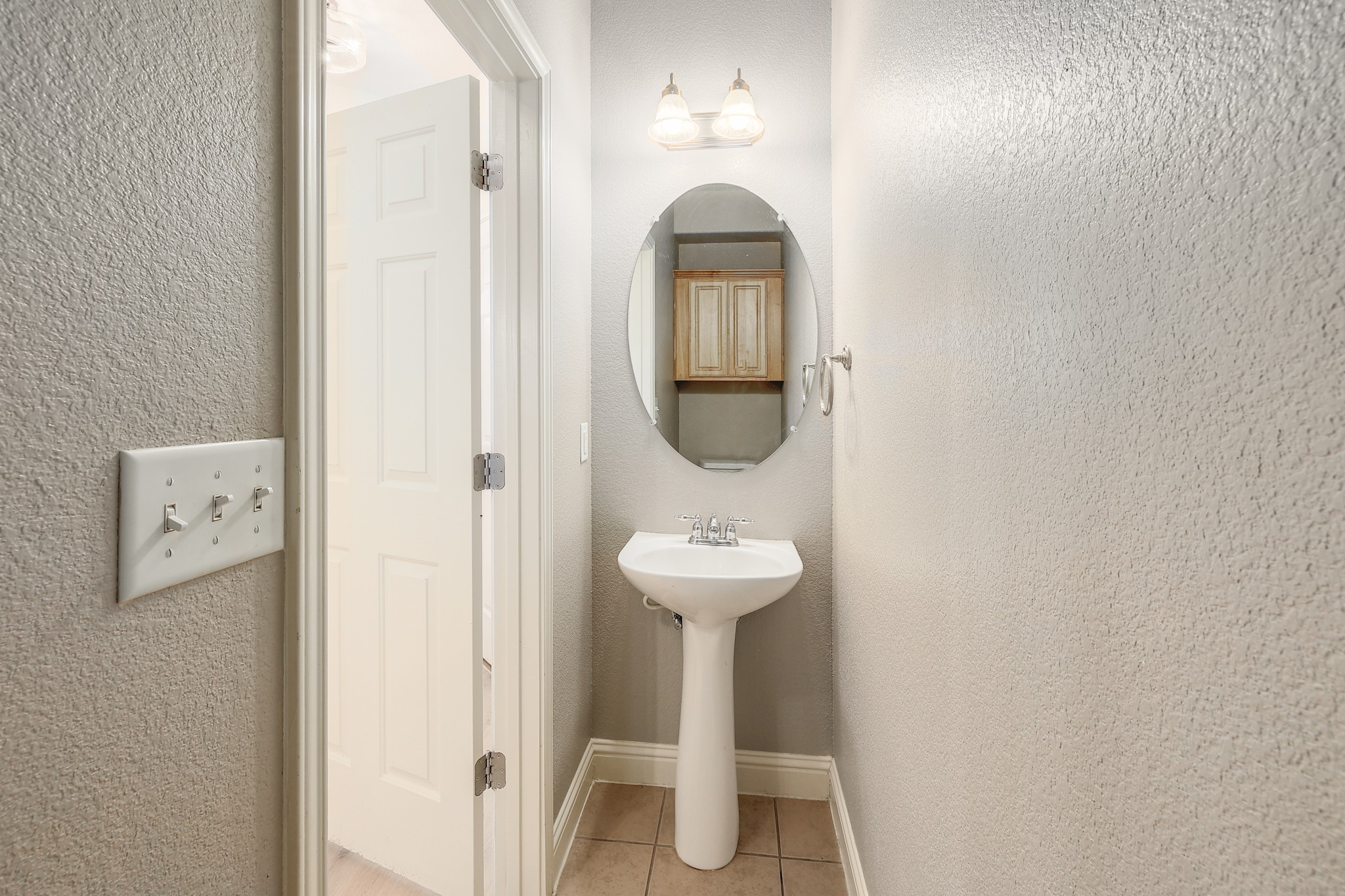 4803 A Pecan Springs Road, Unit B Austin, TX 78723 - Photo 22 of 27