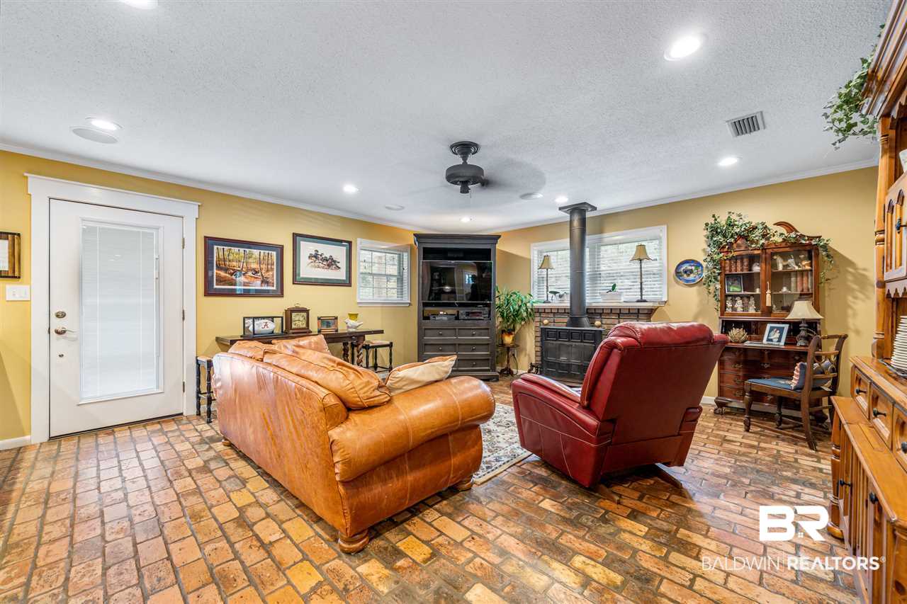 19475 Liberty Road Fairhope, AL 36532 - Photo 7 of 37