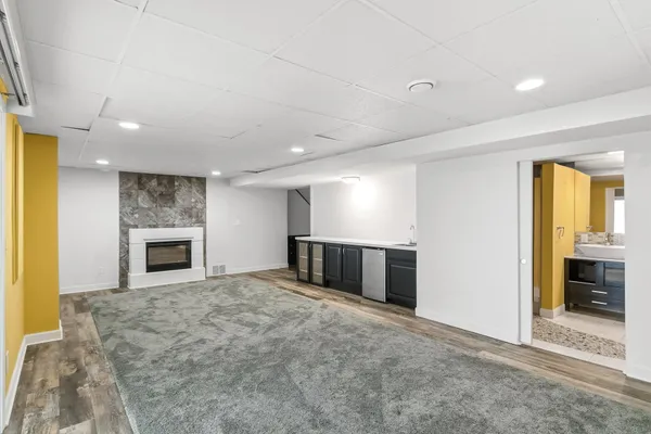 $919,900 | W10725 Wildwood Way, Poynette, WI 53955