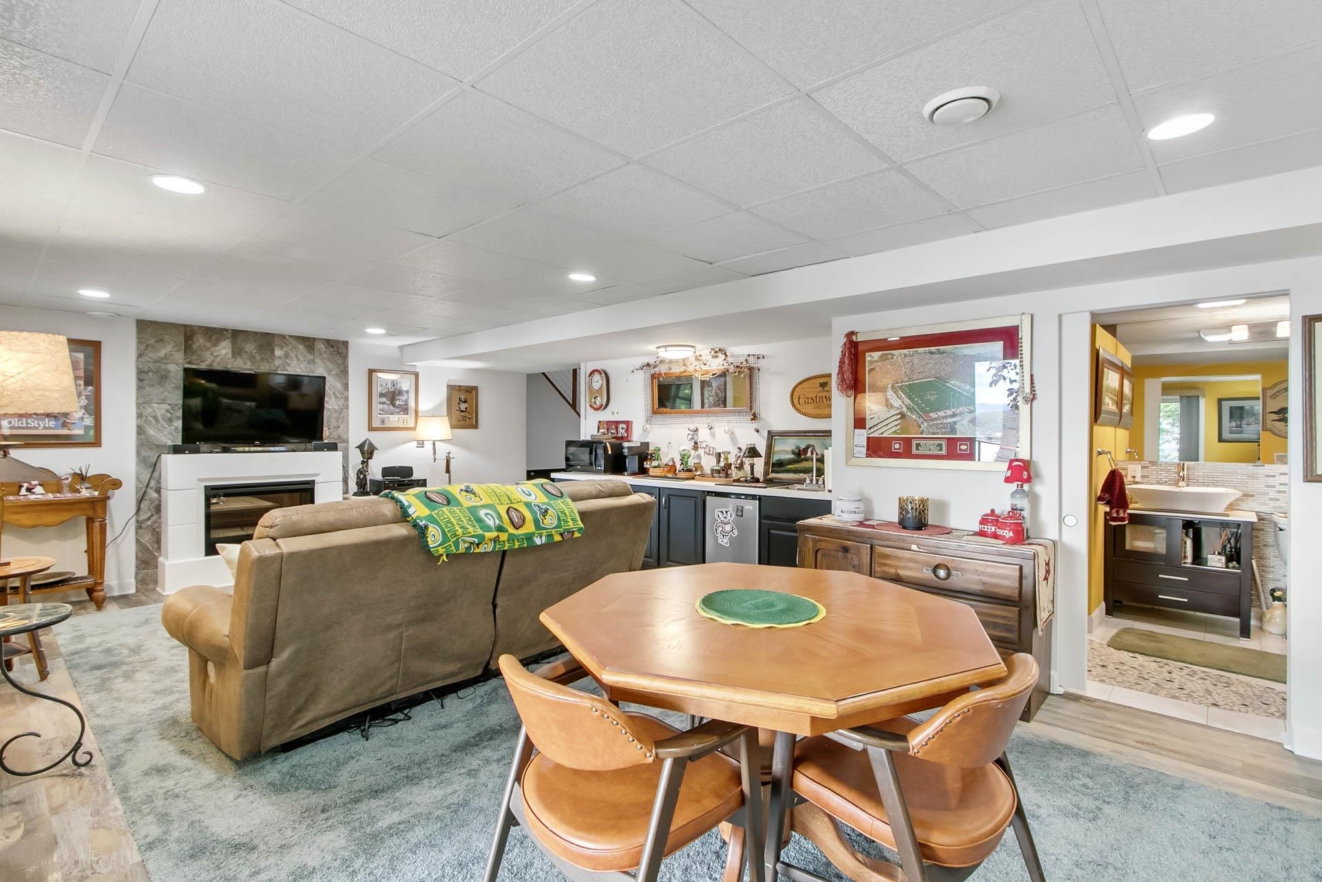 W10725 Wildwood Way Poynette, WI 53955 - Photo 22 of 53