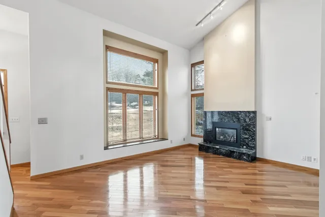 $919,900 | W10725 Wildwood Way, Poynette, WI 53955