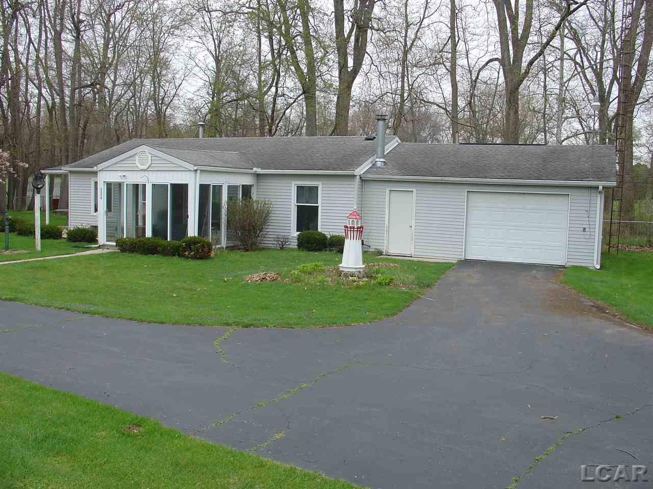 2288 Sharp Road, Unit 2286 SHARP Adrian, MI 49221 - Photo 9 of 11