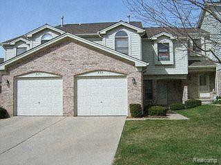 633 Summit Ridge Drive, Unit 12 Milford, MI 48381 - Photo 1 of 1 FRONT
