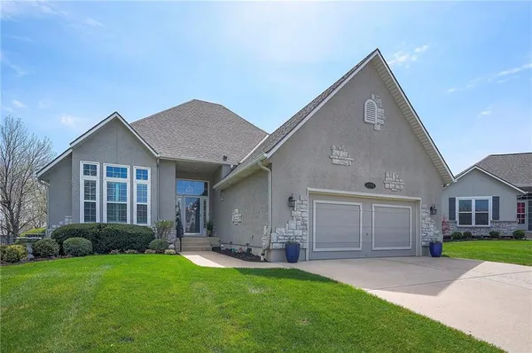 $495,000 | 21911 West 120th Street, Olathe, KS 66061