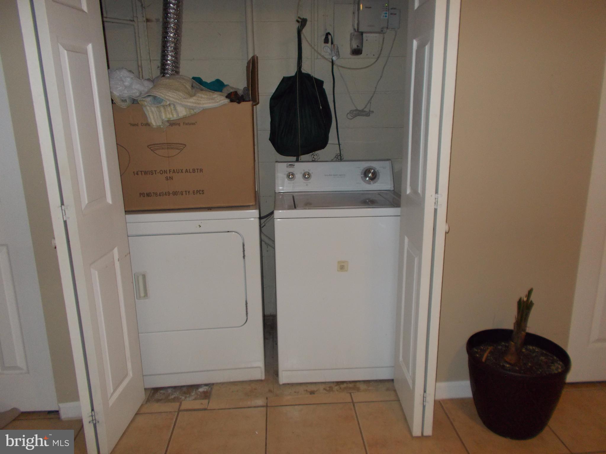 9336 Taney Road Manassas, VA 20110 - Photo 5 of 16 Interior (General)