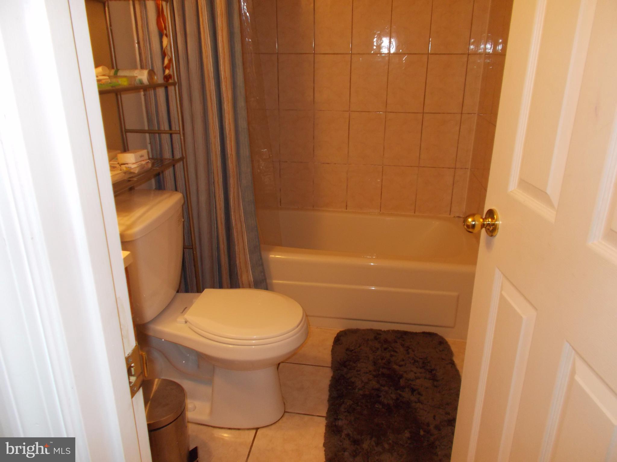 9336 Taney Road Manassas, VA 20110 - Photo 7 of 16 Bath