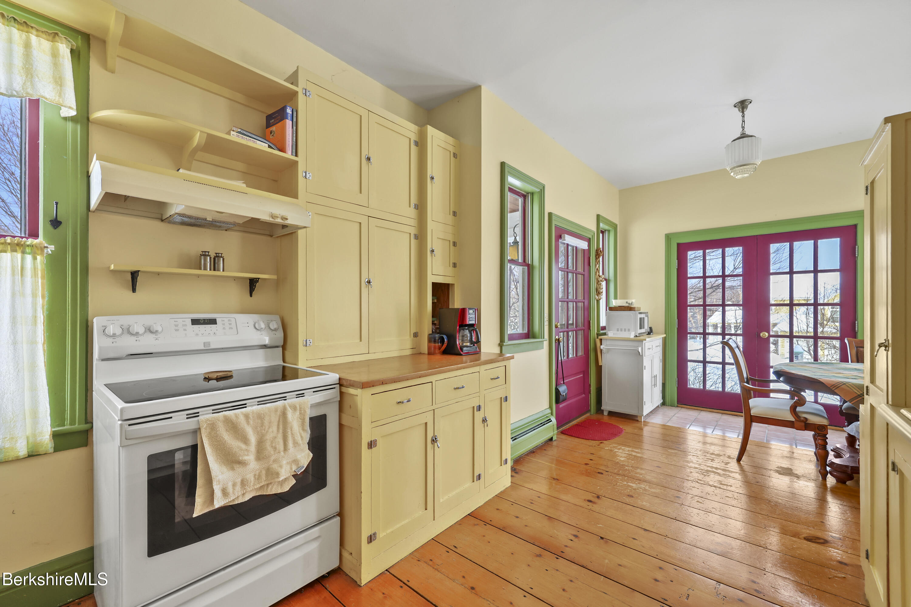 1 East Road Adams, MA 01220 - Photo 17 of 55 70 Kitchen