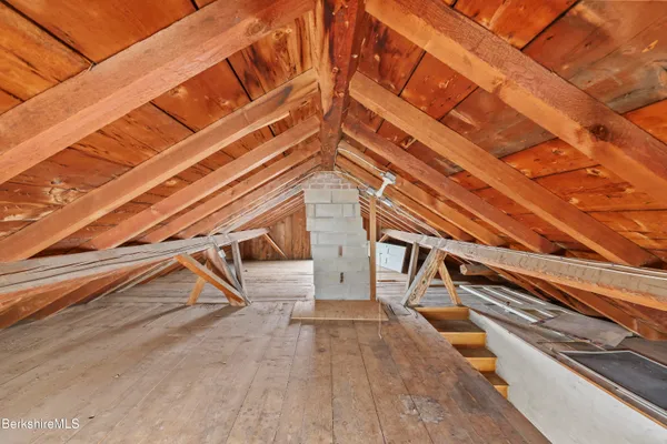 a view of a snow with a yard