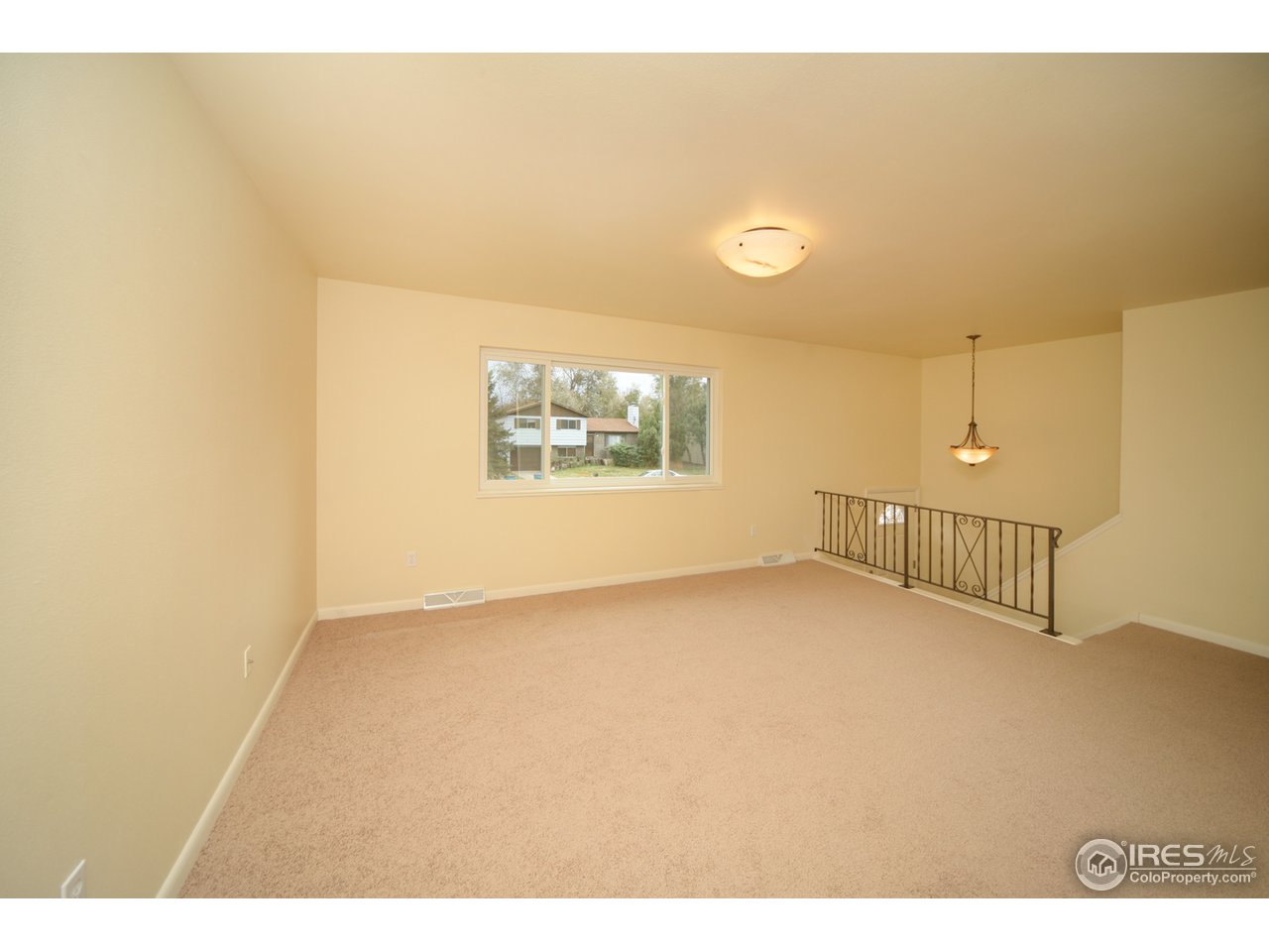 305 Briarwood Road Fort Collins, CO 80521 - Photo 2 of 17 Gallery Image 2