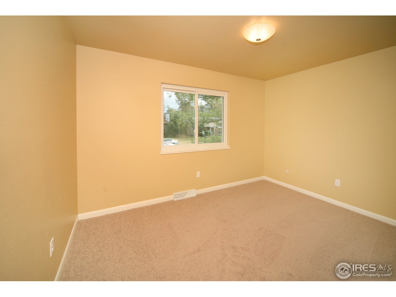 305 Briarwood Road Fort Collins, CO 80521 - Photo 8 of 17 Gallery Image 8