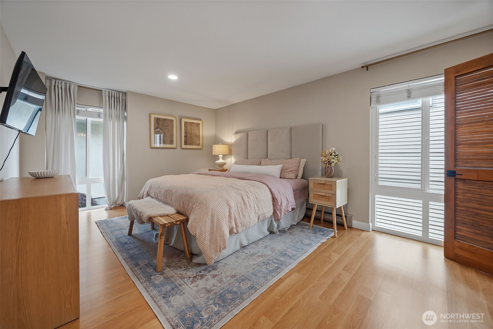 2510 Rucker Avenue, Unit 2 Everett, WA 98201 - Photo 16 of 29