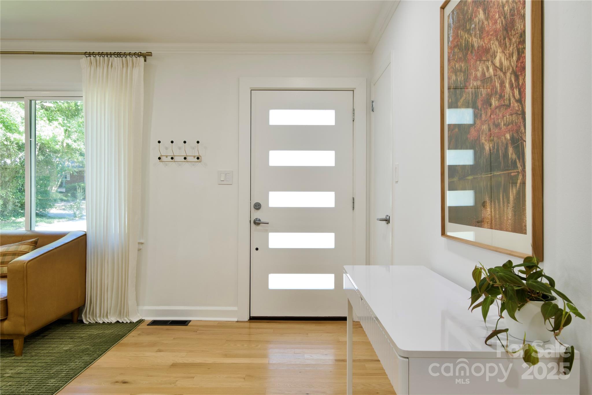 3549 Woodleaf Road Charlotte, NC 28205 - Photo 5 of 43 a room with window and a table