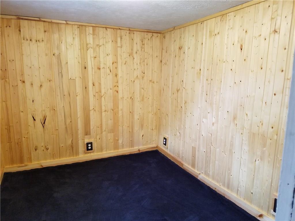 103 Roenigk Road Boyers, PA 16020 - Photo 12 of 20