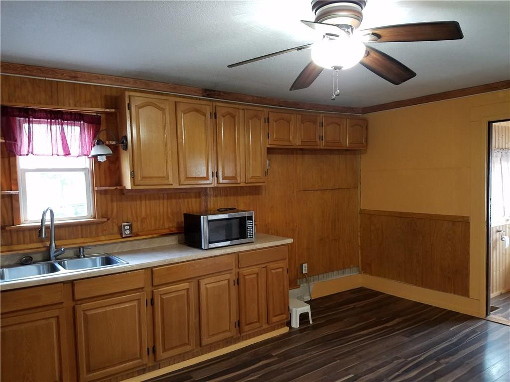 103 Roenigk Road Boyers, PA 16020 - Photo 4 of 20