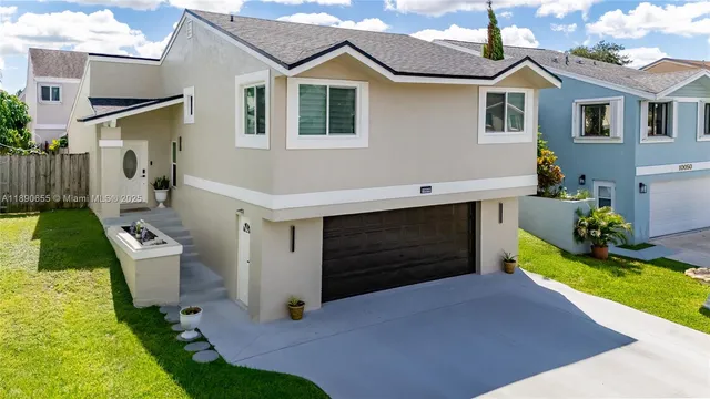 $680,000 | 10048 Southwest 221st Street, Cutler Bay, FL 33190