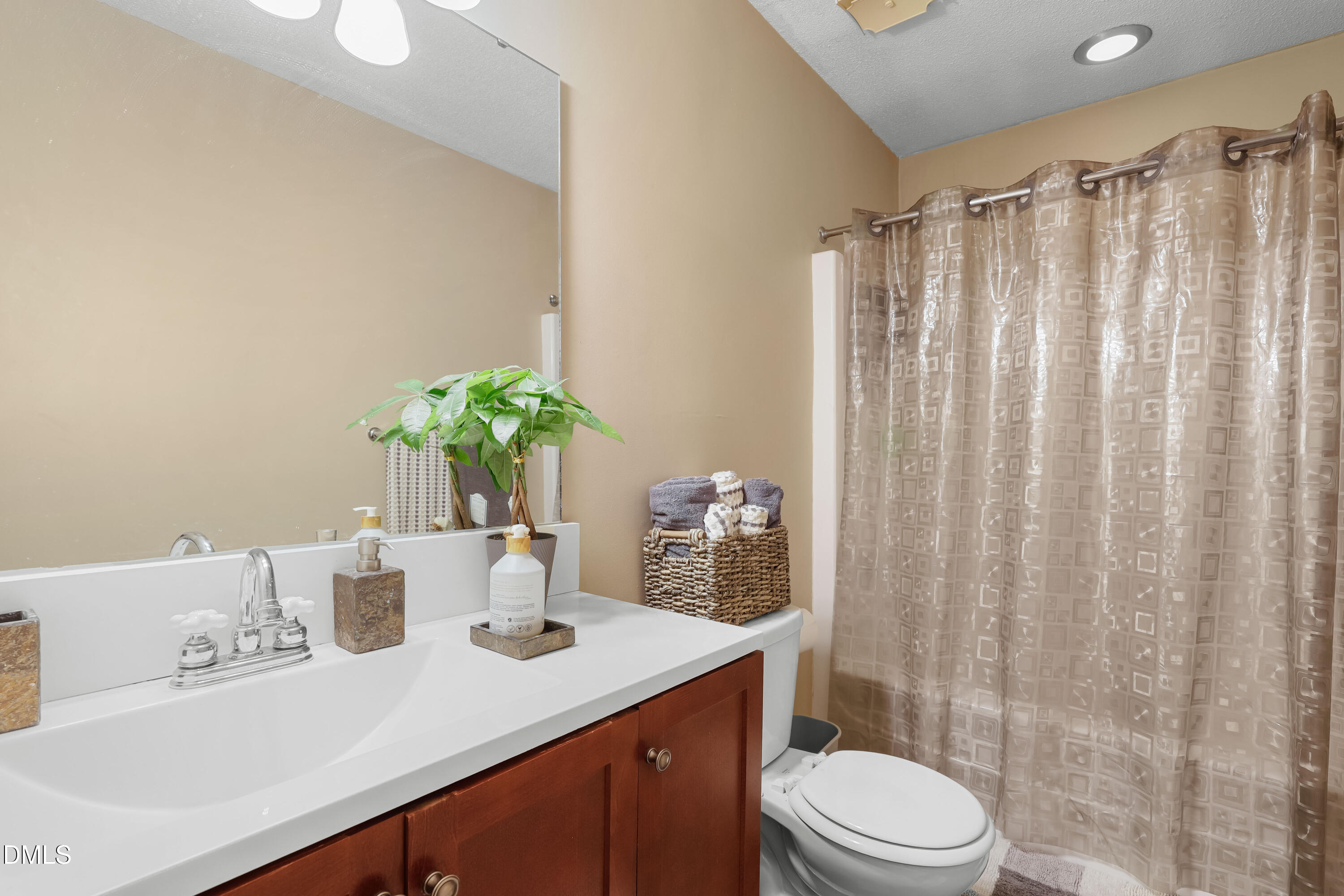 1217 Manassas Court, Unit G Raleigh, NC 27609 - Photo 19 of 23 19