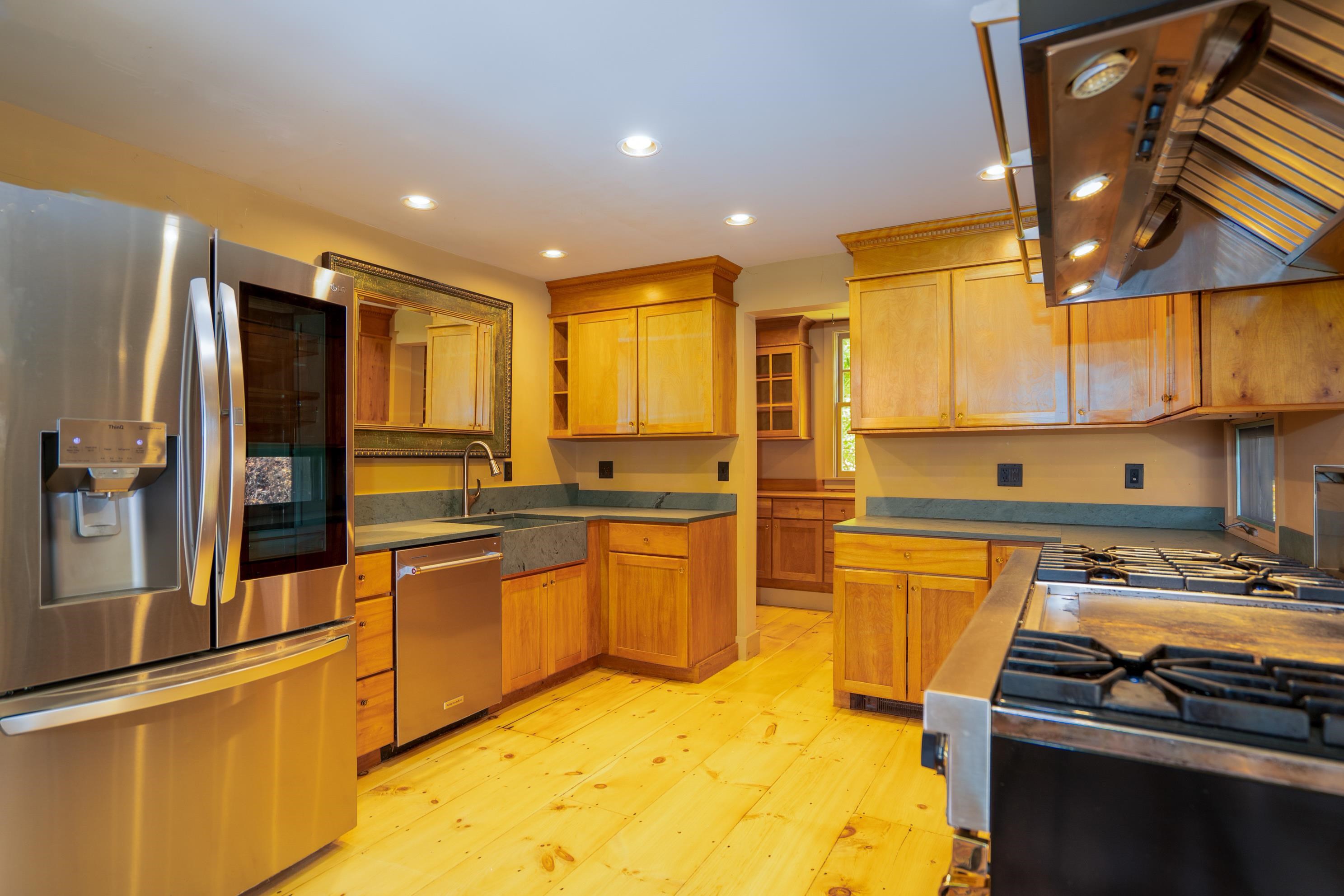 224 Cobble Ridge Road Londonderry, VT 05148 - Photo 13 of 45