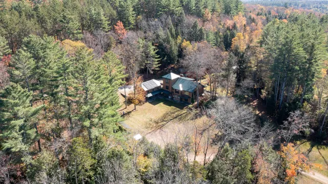 $1,470,000 | 224 Cobble Ridge Road, Londonderry, VT 05148