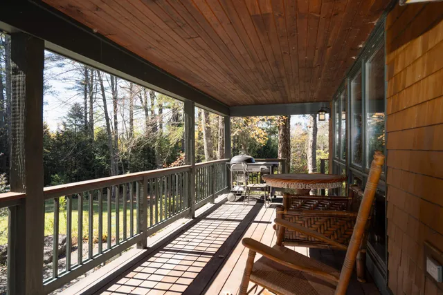 $1,470,000 | 224 Cobble Ridge Road, Londonderry, VT 05148