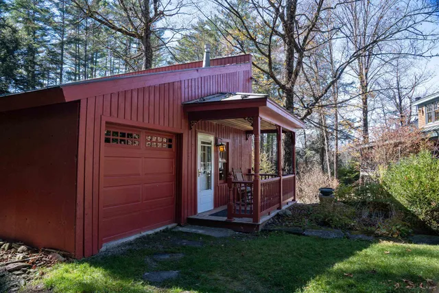 $1,470,000 | 224 Cobble Ridge Road, Londonderry, VT 05148