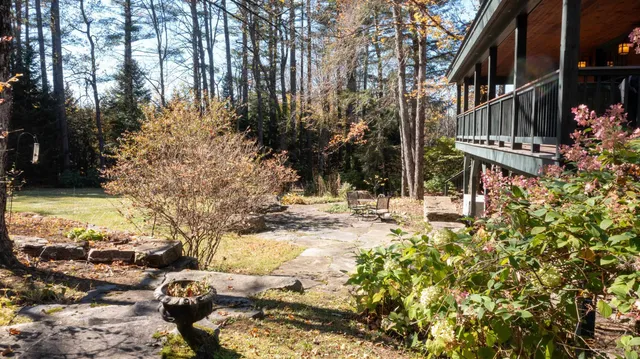 $1,470,000 | 224 Cobble Ridge Road, Londonderry, VT 05148