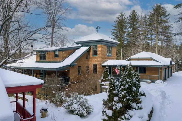 $1,470,000 | 224 Cobble Ridge Road, Londonderry, VT 05148