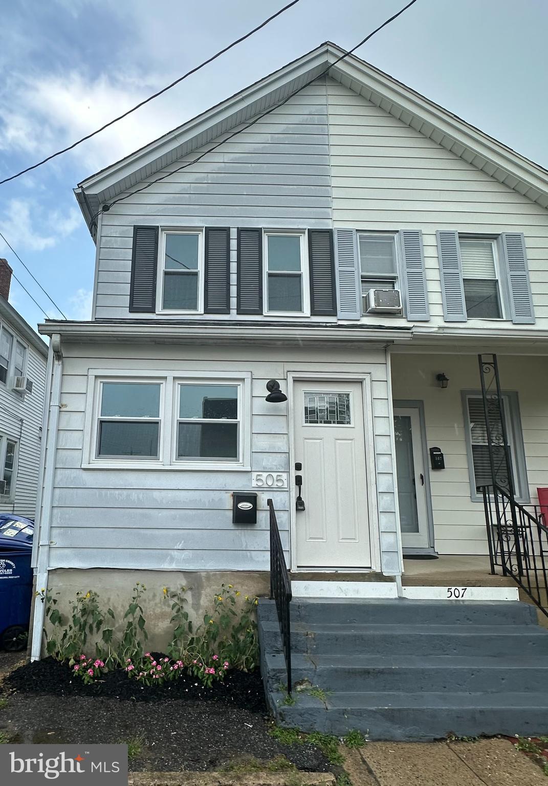 505 Delaware Ave  