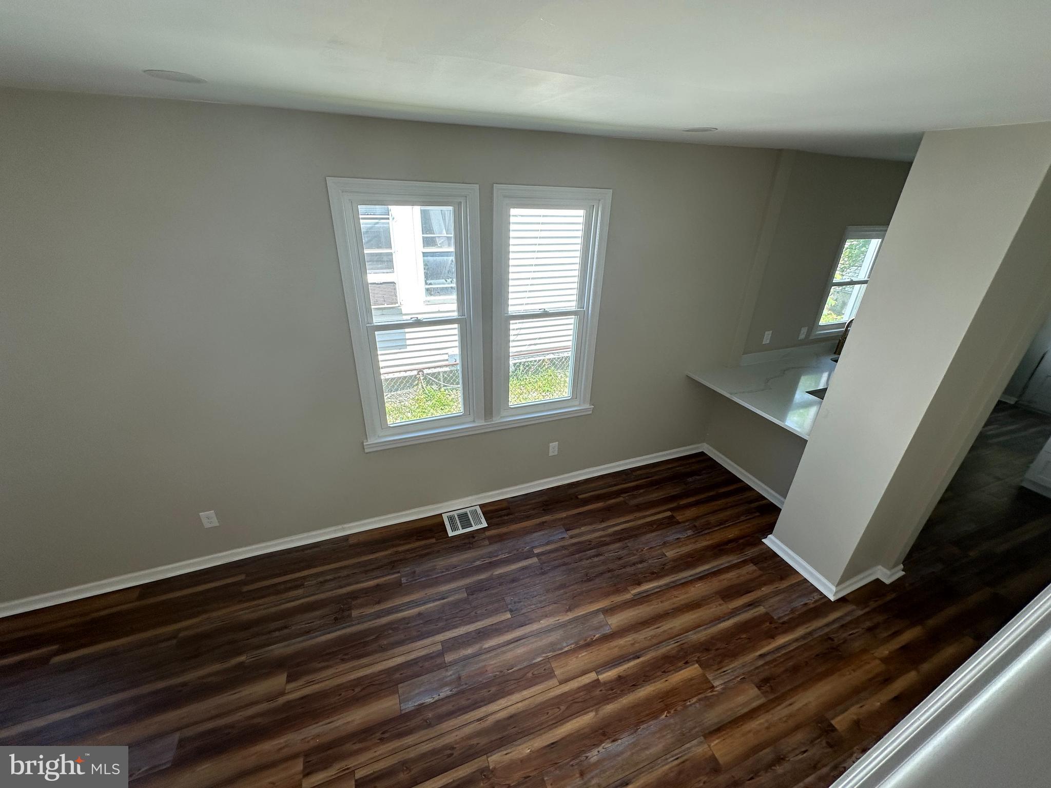 505 Delaware Avenue Riverside, NJ 08075 - Photo 11 of 16 Dining Room