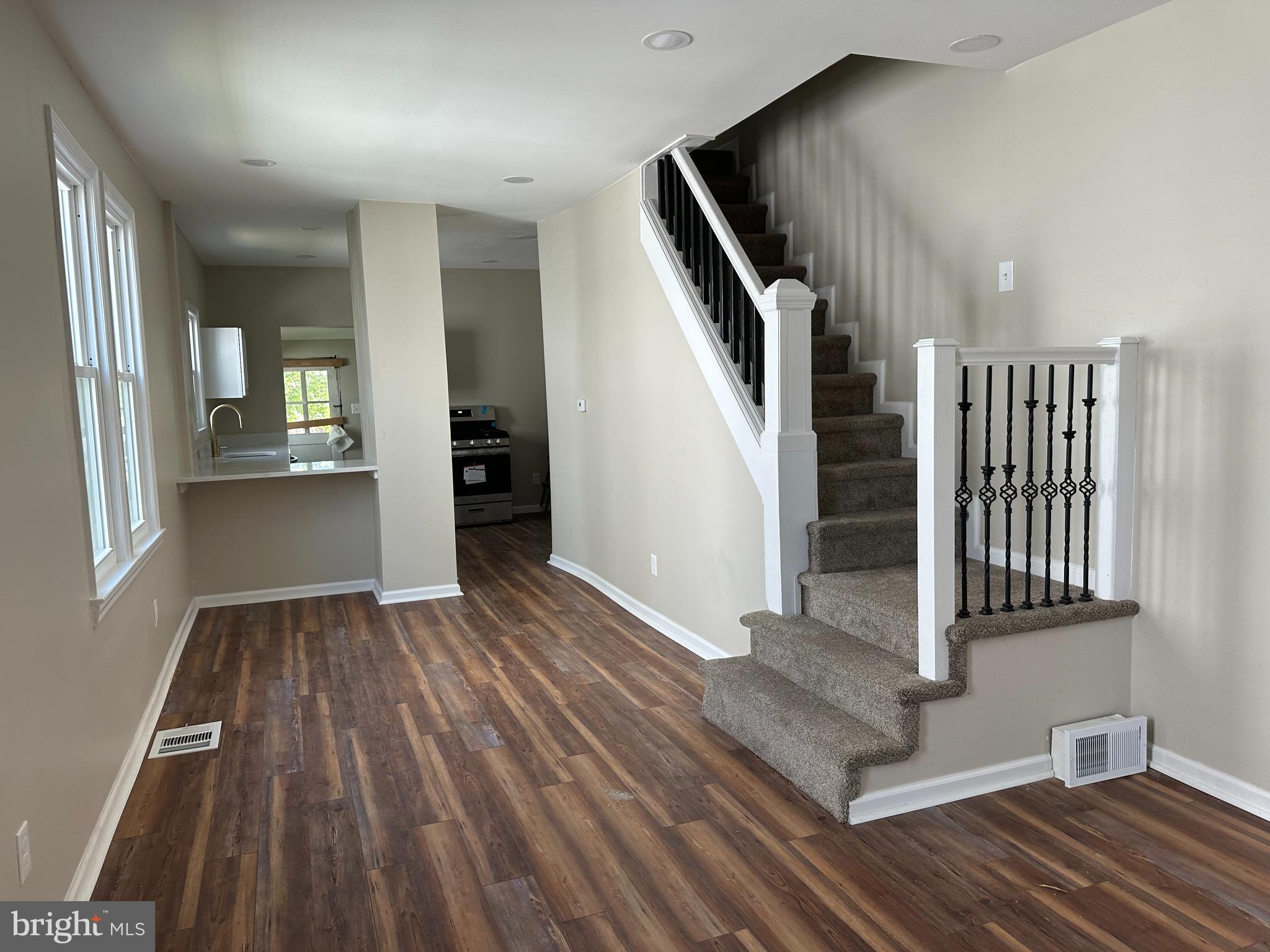 505 Delaware Avenue Riverside, NJ 08075 - Photo 5 of 16