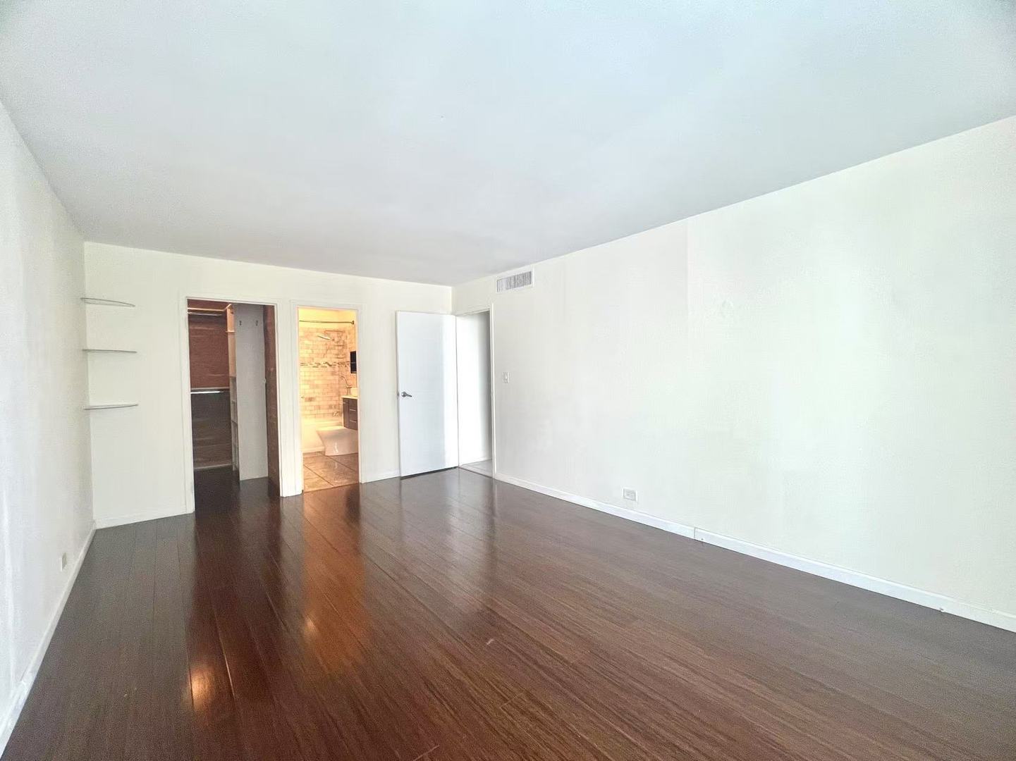 6033 North Sheridan Road, Unit 27C Chicago, IL 60660 - Photo 8 of 25