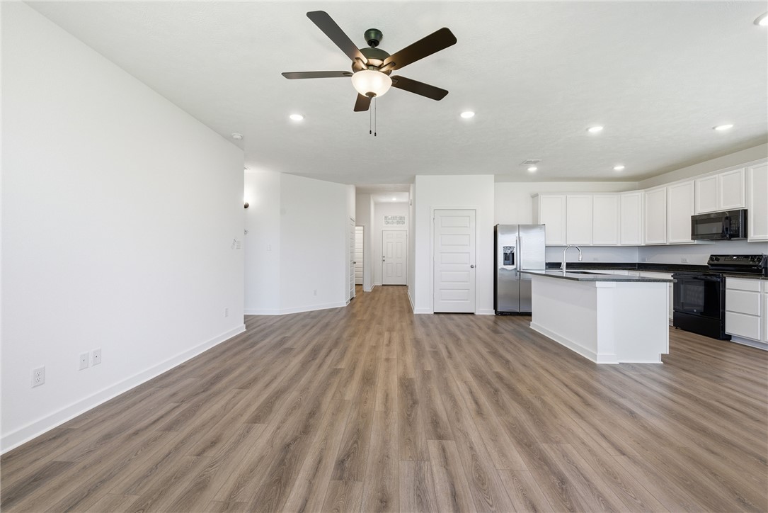 2404 Rooke Road Bryan, TX 77807 - Photo 8 of 33