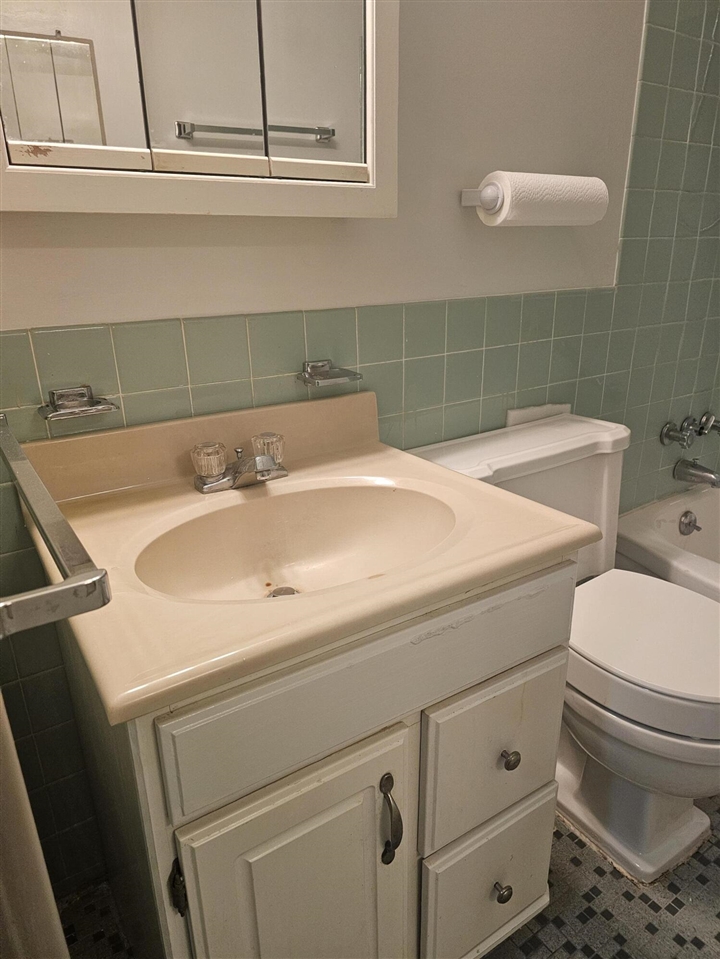 1550 Cherboneau Place, Unit 221 Detroit, MI 48207 - Photo 14 of 26