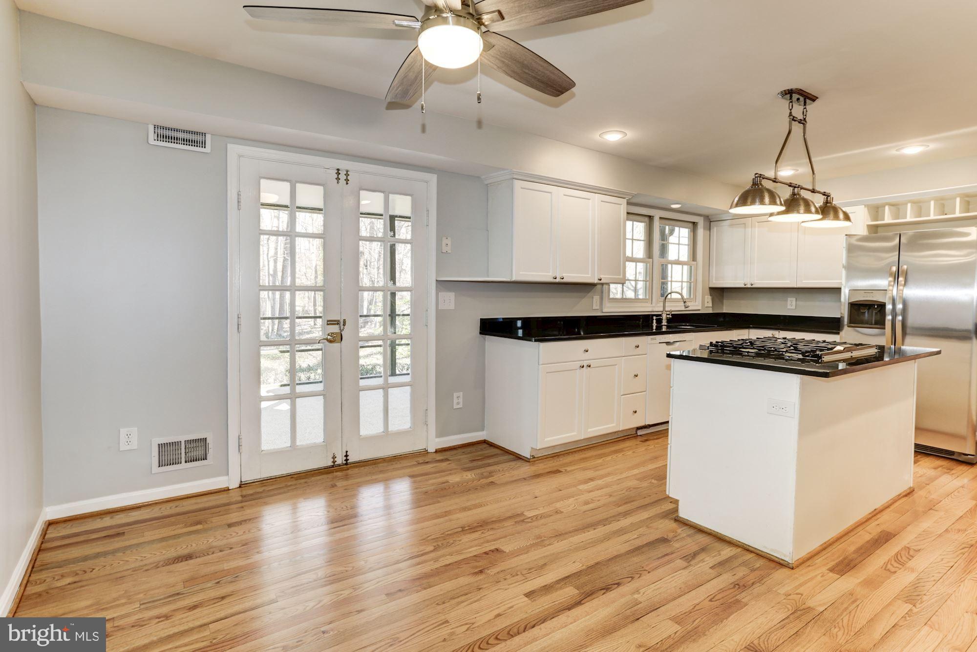 106 Chautaugua Road Arnold, MD 21012 - Photo 16 of 50 Kitchen