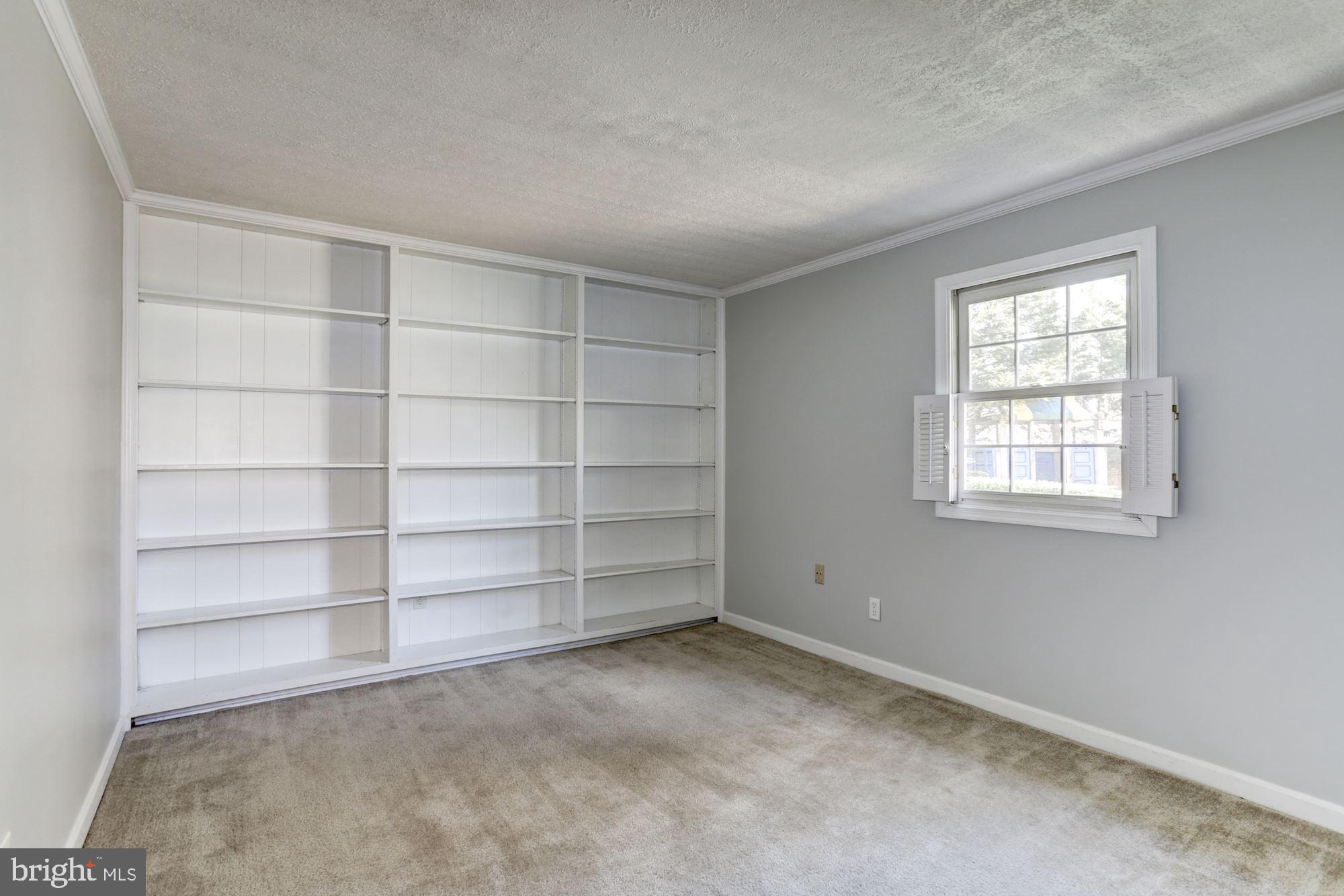 106 Chautaugua Road Arnold, MD 21012 - Photo 20 of 50 Main Floor Office