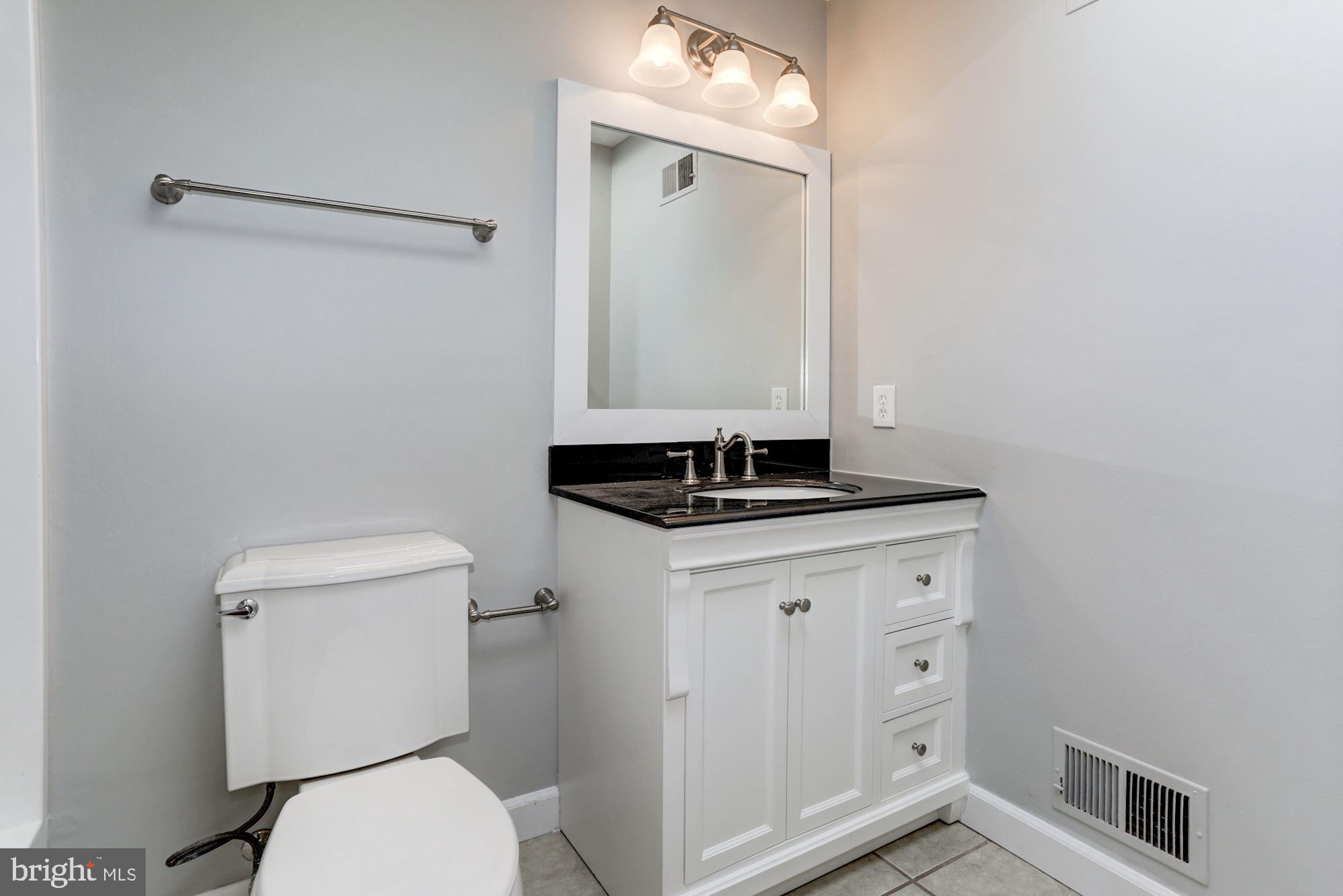 106 Chautaugua Road Arnold, MD 21012 - Photo 24 of 50 Master Bath