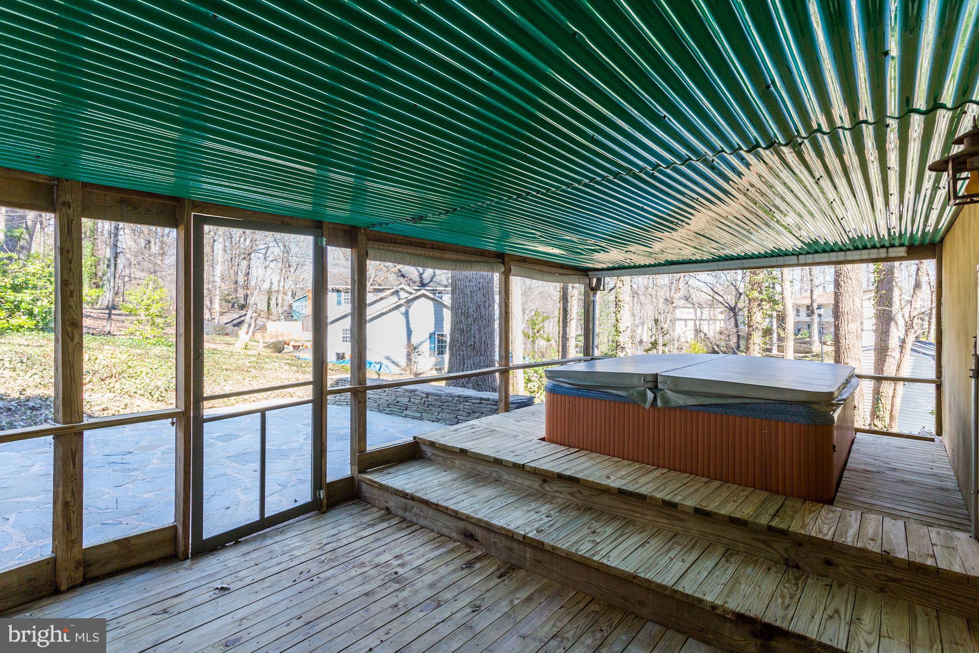 106 Chautaugua Road Arnold, MD 21012 - Photo 42 of 50 Enclosed lower Deck w/ Hot Tub
