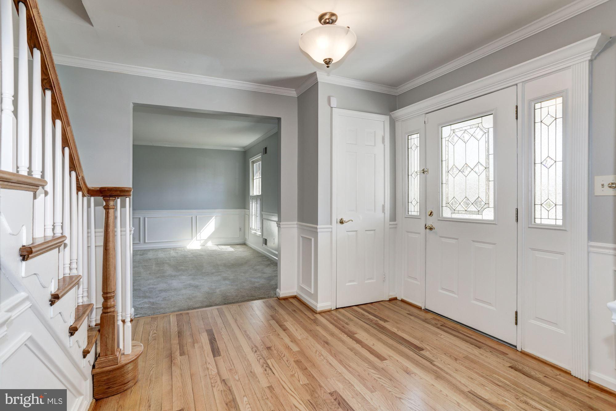 106 Chautaugua Road Arnold, MD 21012 - Photo 6 of 50 Foyer