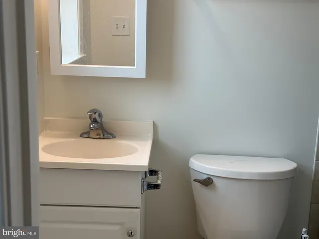 $3,850 | 4032 Olley Lane, Fairfax, VA 22032