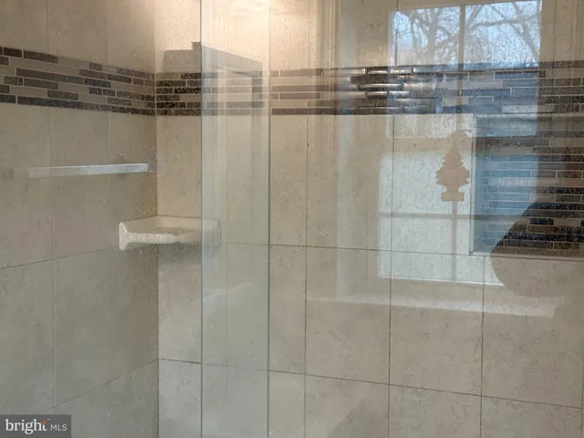 $3,850 | 4032 Olley Lane, Fairfax, VA 22032