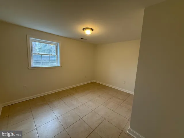 $3,850 | 4032 Olley Lane, Fairfax, VA 22032